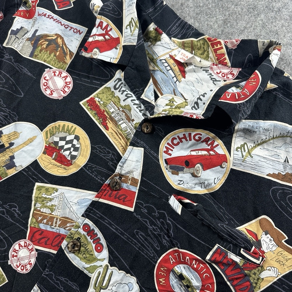 Trader Joes Hawaiian Shirt 2XL? Mens United States Postcard Print Coconut Button
